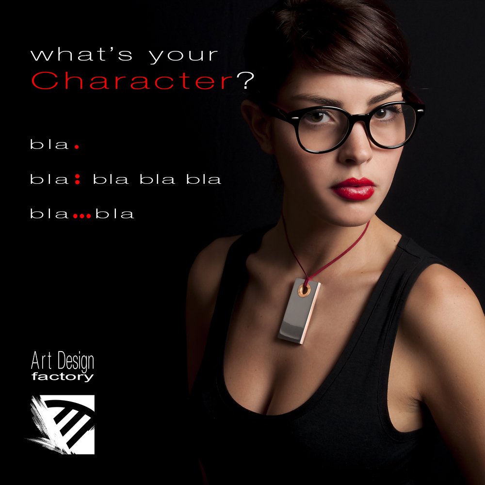 Character, pendente in alluminio e legno