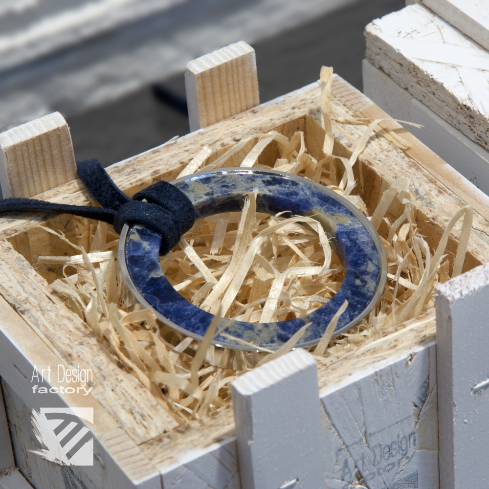 Dual Luxury, pendant in Steel and Sodalute Blu (Bolivia)